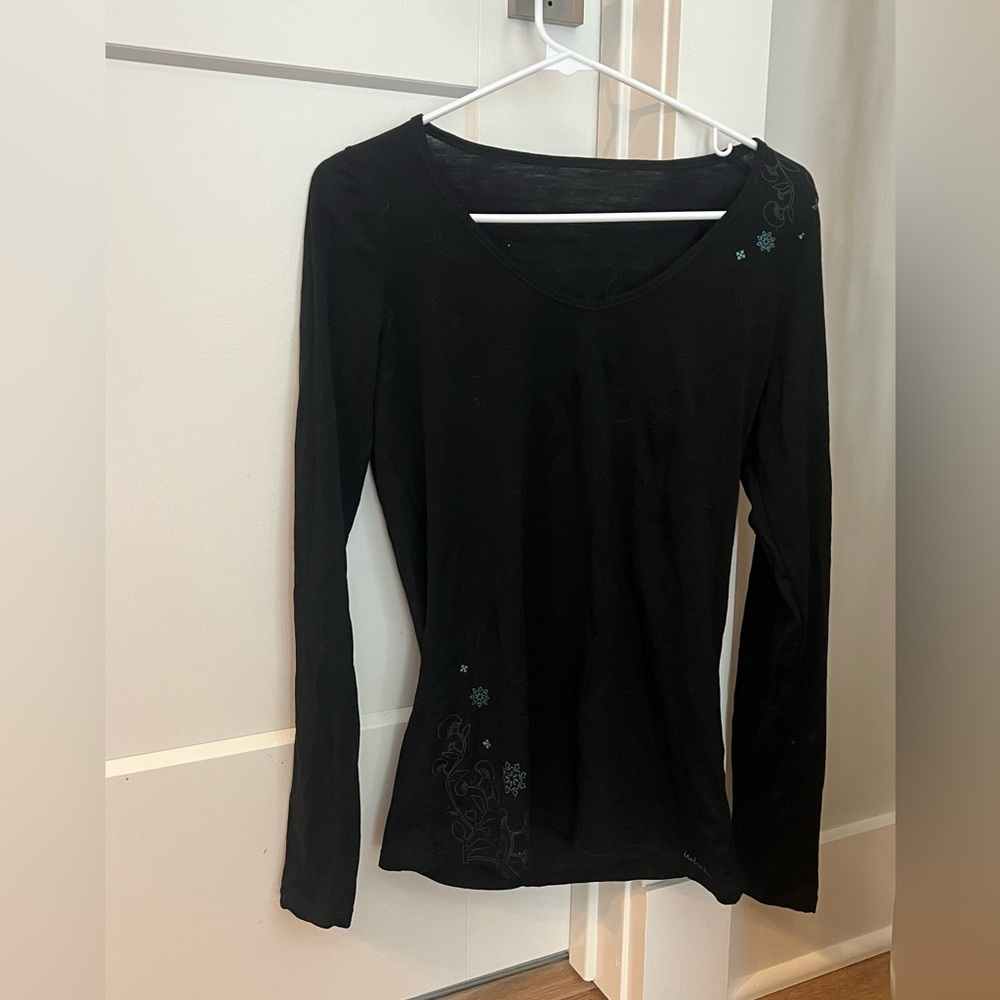 Icebreaker Black Merino Wool Base Layer Top – Floral, Long Sleeve, Size medium